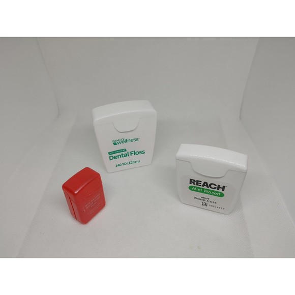 Different Branded Dental Floss, Scope Flavor, 40m (Pack of 6) - Picture 3 of 3